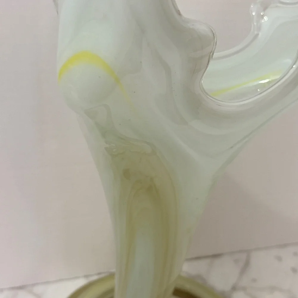 Vintage Murano Style Hand-Blown‎ Art Glass Vase Yellow White Swirl Pattern